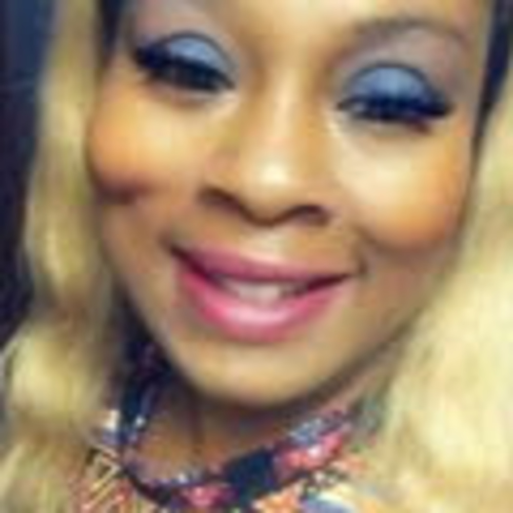Meet your Posher, Tiffani